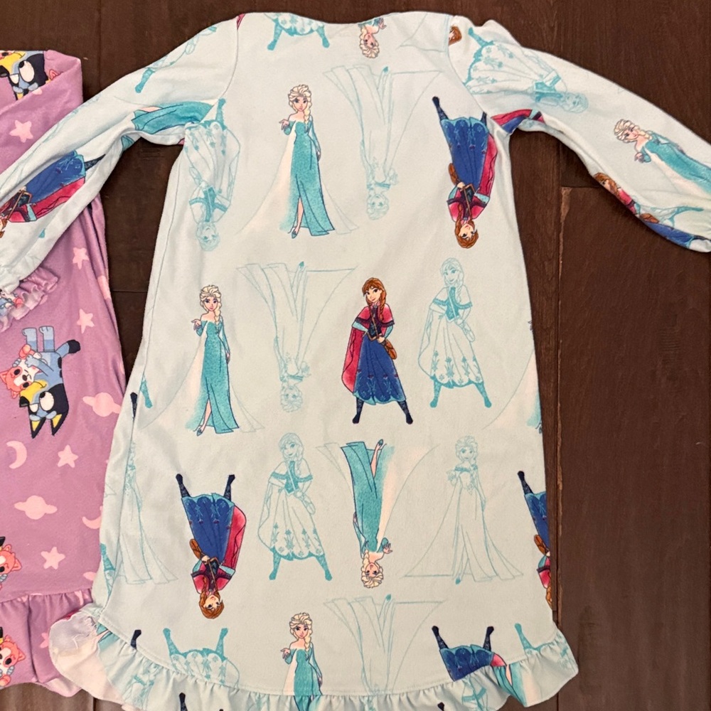 Bundle of Cozy Girls Nightgowns - Bluey and Frozen Anna and Elsa! Today only! - Picture 15 of 15